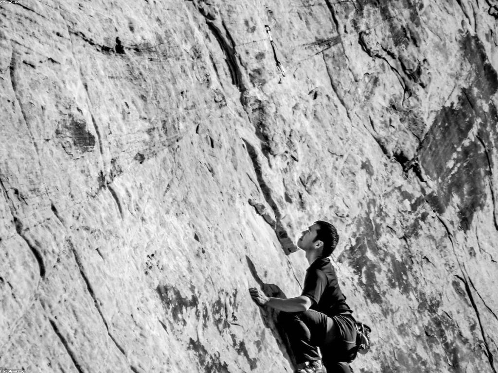 ការប្រកួតស្លត: ការខិតខំប្រឹងប្រែងដើម្បីឈ្នះ