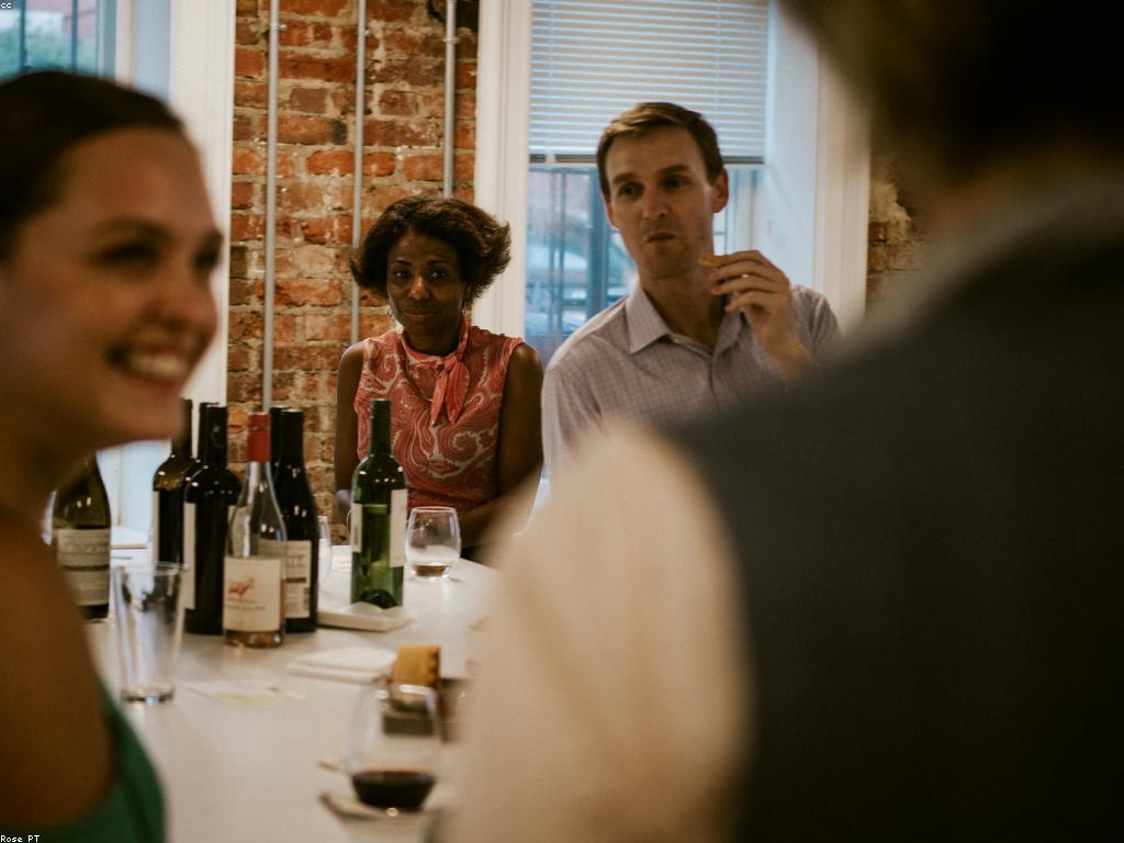 ច្បាប់និងវិធីសាស្ត្រ: ការប្រើប្រាស់គន្លងសម្រាប់ការអភិវឌ្ឍសេដ្ឋកិច្ច