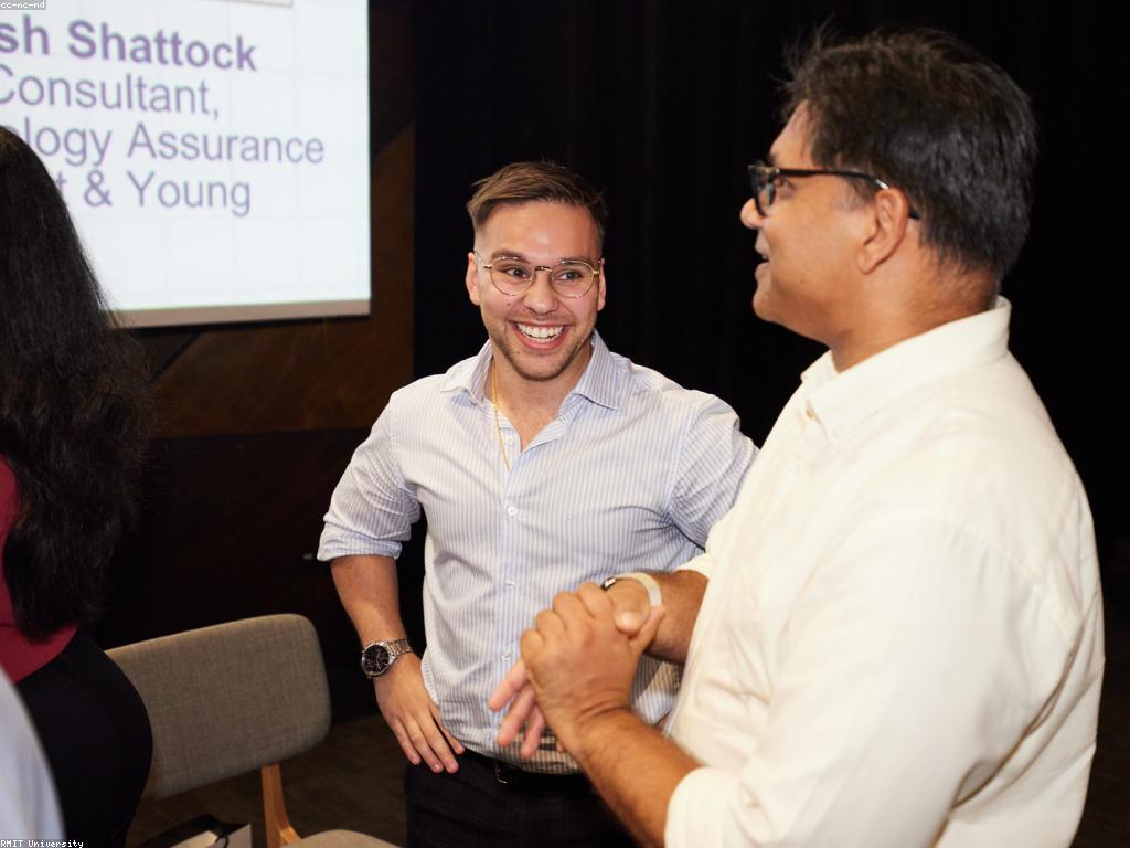 ច្បាប់និងវិធីសាស្ត្រ: ការយល់ដឹងពីច្បាប់ជាអាទិភាព